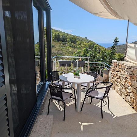 Rural House Pikola With Sea View On Vis Island Βίλα Komiža Εξωτερικό φωτογραφία