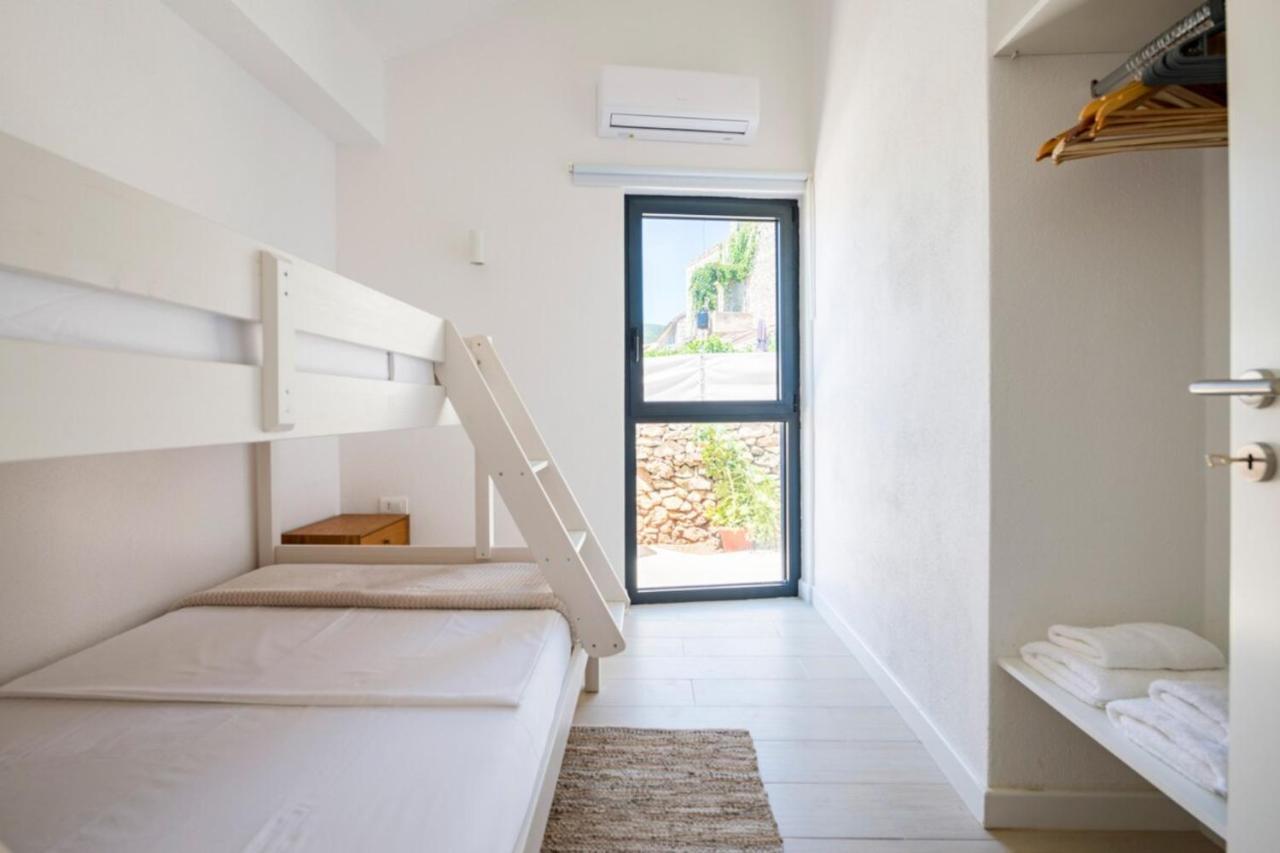 Rural House Pikola With Sea View On Vis Island Βίλα Komiža Εξωτερικό φωτογραφία