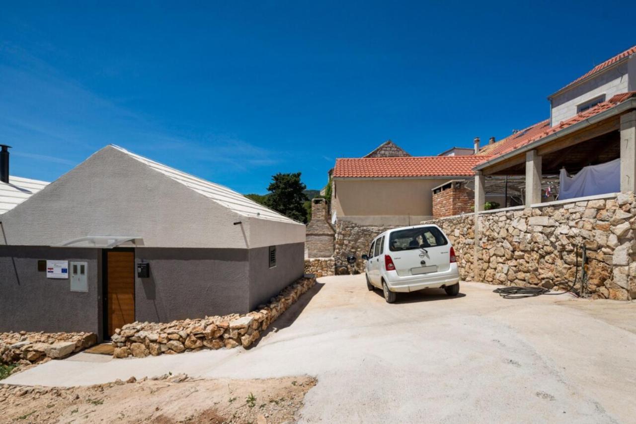 Rural House Pikola With Sea View On Vis Island Βίλα Komiža Εξωτερικό φωτογραφία